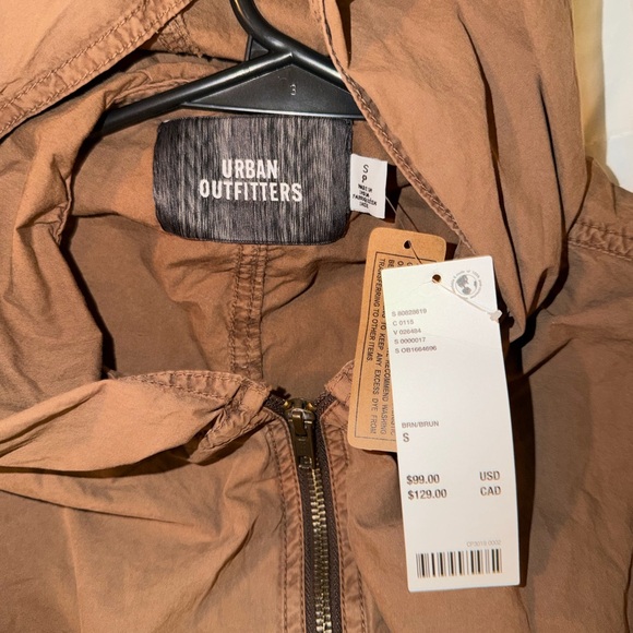 Urban Outfitters Women Tan Hooded Windbreaker - Picture 2 of 3